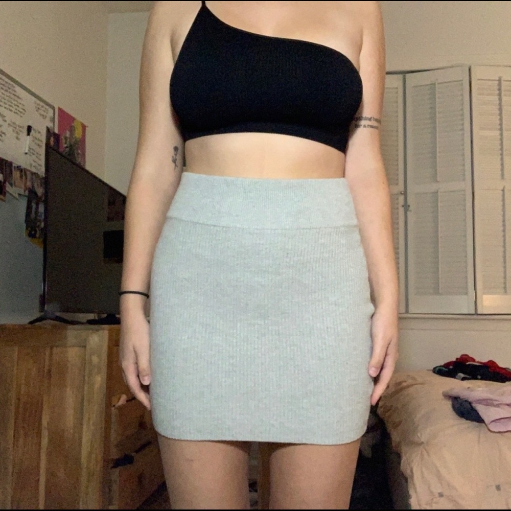 Kendall & Kylie ribbed skirt